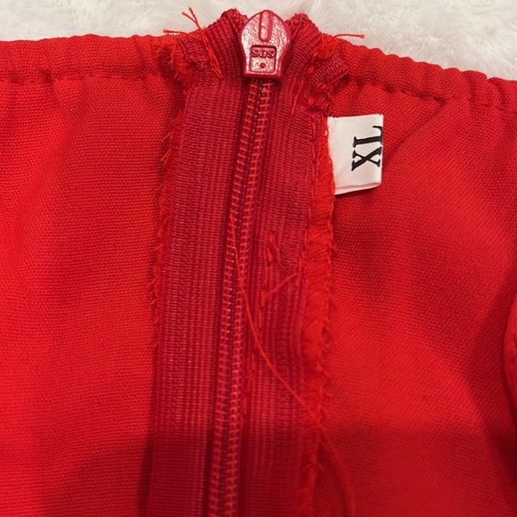 Dress - Picture 2 of 3